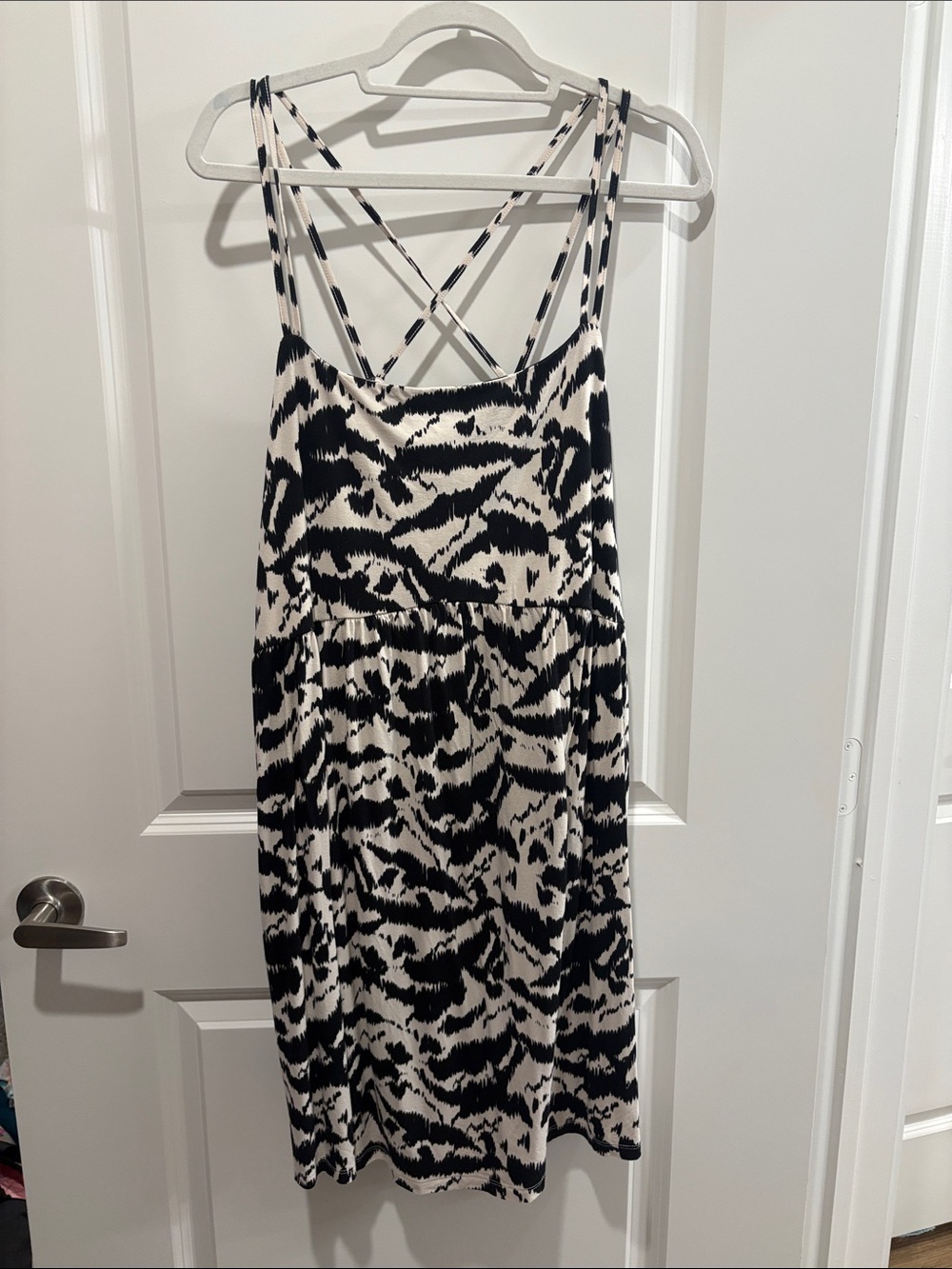 Old Navy Black & White Printed Strappy Summer Dress